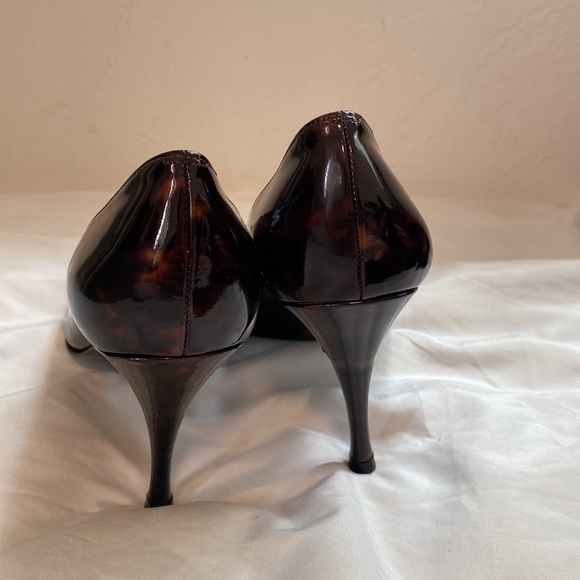 Stuart Weitzman Cheetah Square peep toe heels 7 - Picture 2 of 8